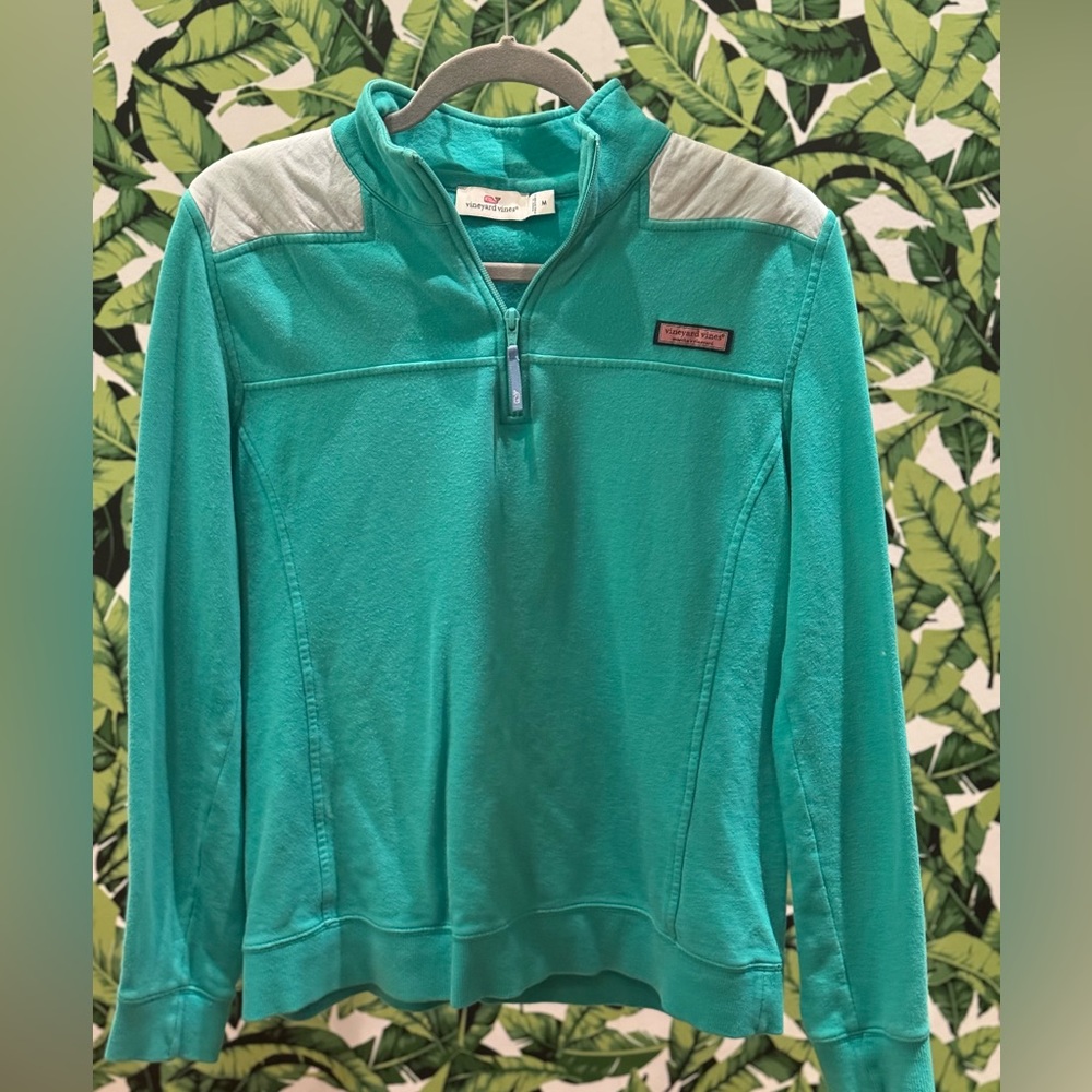 Vineyard Vines women’s pullover sweatshirt three quarter zip